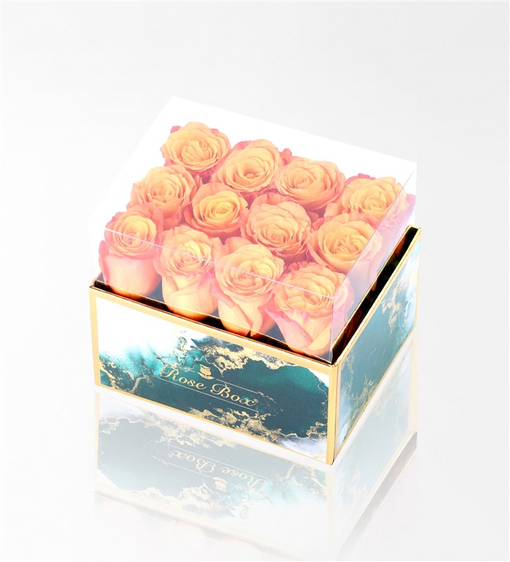 Emerald Maxi Box of 12 Orange Roses