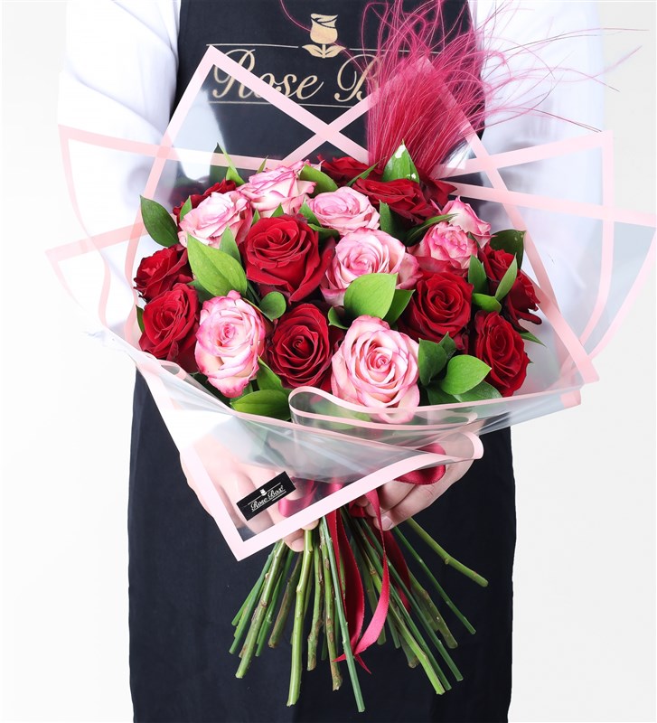 Inlove XL - Pink and Red Rose Bouquet