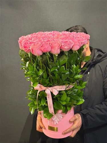 Pink Eternity – Pembe Kutuda İthal Gül Aranjmanı