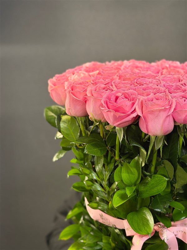 Pink Eternity – Pembe Kutuda İthal Gül Aranjmanı