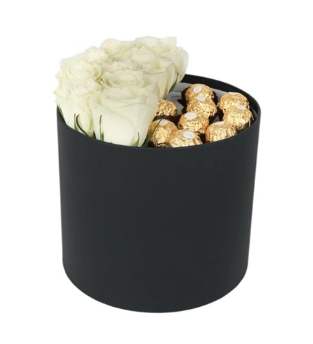 Kutuda Ferrero Rocher Çikolatalı Beyaz Gül