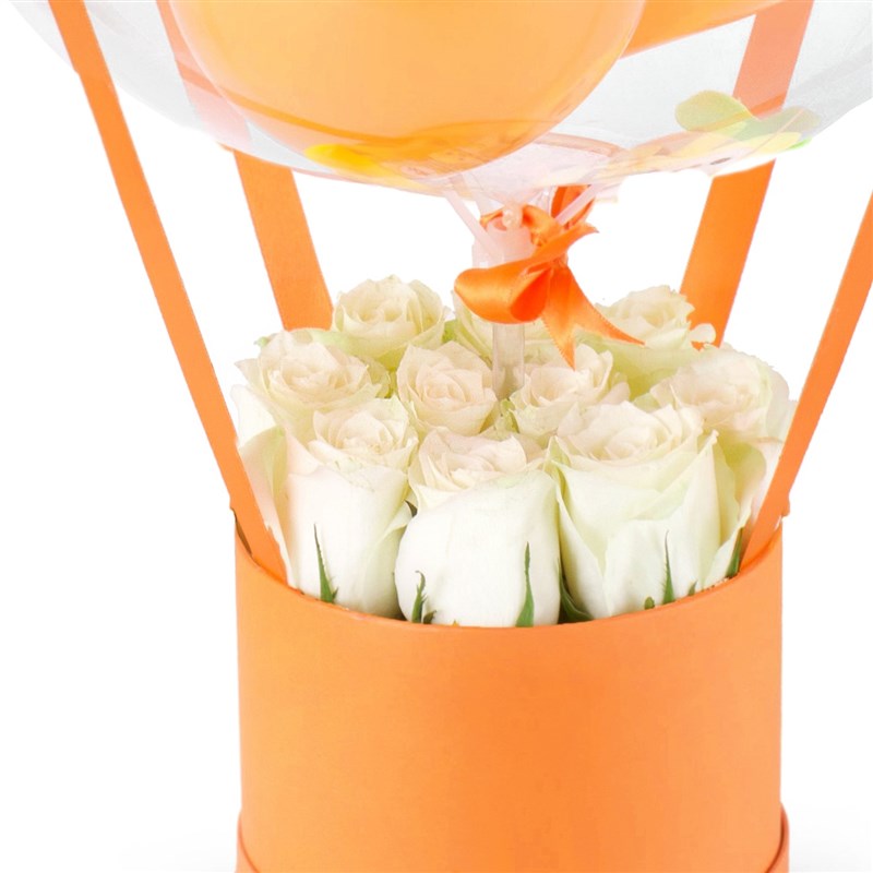 Beyaz Güllü Turuncu Balon Kutusu