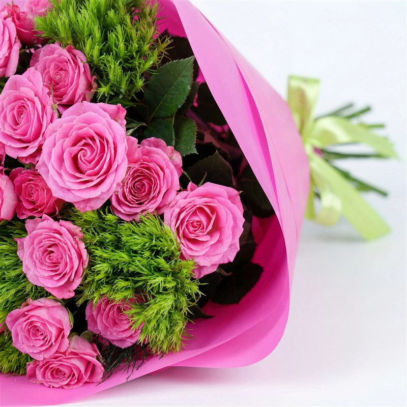 Fuşya Çardak Gül Buketi