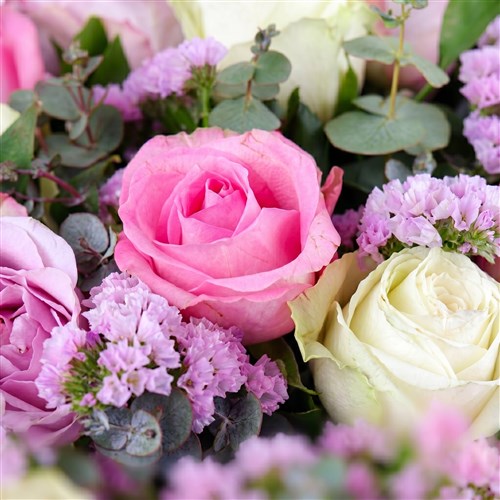 Pastel Bloom Gül Buketi