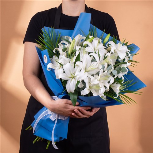 Beyaz Lilyum Buketi Special Mavi Xl