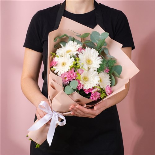 Beyaz Gerbera Ve Papatya Buketi