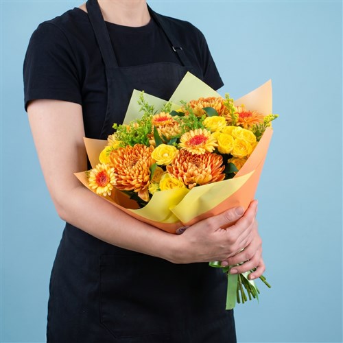 Turuncu Gerbera ve Anastasia Buketi Amber Glow