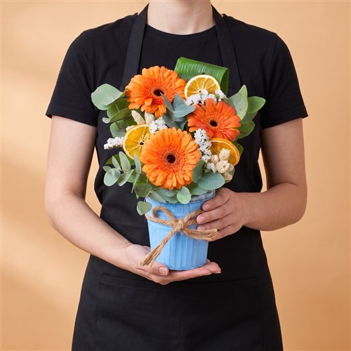 Sepette Gerbera Aranjmanı Balat Turuncu