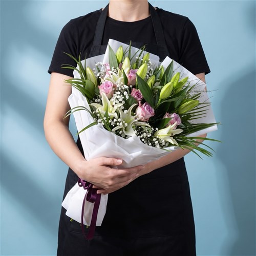 Premium Elegance Beyaz Lilyum Buketi