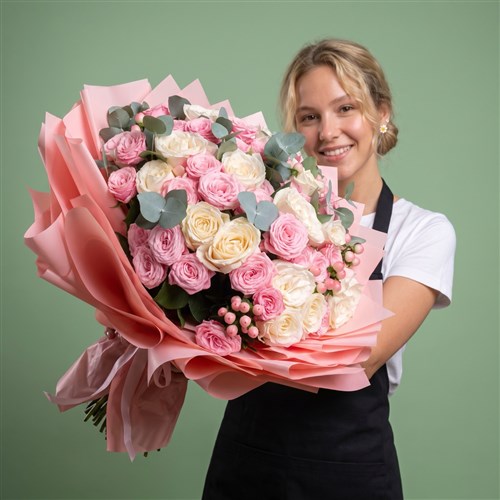 Toz Pembe Çardak Buketi Wistera Pink